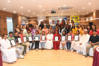 एलएसडीटीले एसईई उत्तीर्ण विद्यार्थीलाई दियो उपहार