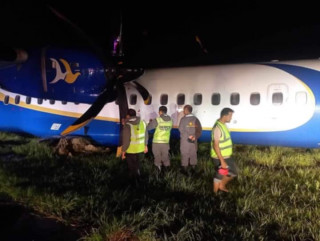 बुद्ध एअरको जहाज धावनमार्गमै फस्दा गौतमबुद्ध विमानस्थलमा उडान प्रभावित