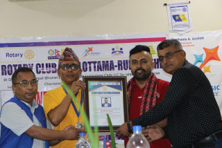 रोटरी तिलोत्तमा रुपन्देहीद्वारा डिआरआर क्षेत्रीलाई सम्मान