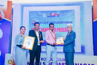 खबरपात्रो डटकमका समाचार सम्पादक गुप्तालाई ‘रोटरी पत्रकारिता पुरस्कार’