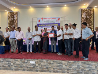 रक्तदान गर्ने संघ-संस्था सम्मानित, औद्योगिक घरानाबाट पञ्चकन्या सम्मानित