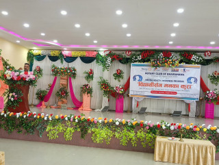 रोटरी भैरहवाद्वारा विद्यार्थीसँग मनका कुरा