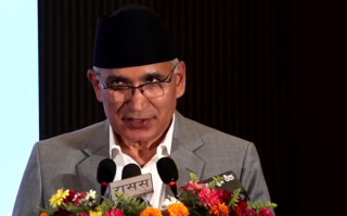 सरकार रोजगारीसहितको विकासको पक्षमा छ : अर्थमन्त्री पौडेल