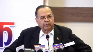 नेपालमा दुई पार्टी सिस्टम आउने कुनै सम्भावना छैन :  झलनाथ खनाल