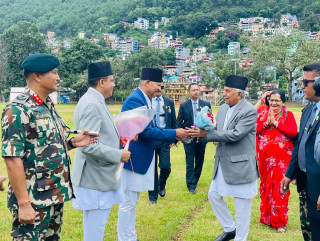 पाल्पामा राष्ट्रपतिलाई मुख्यमन्त्री आचार्यद्वारा स्वागत