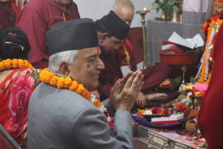 राष्ट्रपति पौडेलले रणउजिरेश्वरी भगवती मन्दिरमा गरे पूजा (तस्विरहरू)