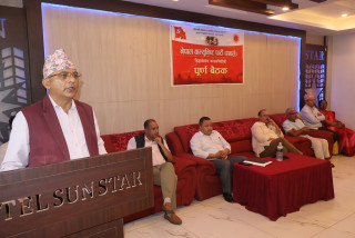 मुलुकलाई स्थायीत्व दिने गरी अघि बढेका छौं : मन्त्री ढकाल