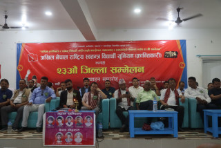 जनपक्षीय काम गर्दा सरकार ढालियो : वर्षमान पुन