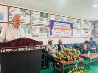 जनउत्तरदायी भएर सेवा प्रवाहमा जुट्न निजामती कर्मचारीहरुलाई मुख्यमन्त्री आचार्यको आह्वान