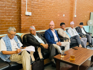 एमाले संसदीय दलको बैठकमा मुख्यमन्त्रीले भने–सुझावहरुलाई आत्मसात् गर्छौं