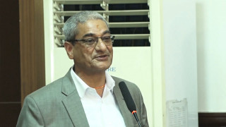 संविधान संशोधनको कुरा गर्दा झस्किनु पर्दैन  :  गृहमन्त्री लेखक