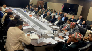 अस्थायी आवास निर्माणका लागि तत्काल सरकारले अनुदान उपलब्ध गराउने