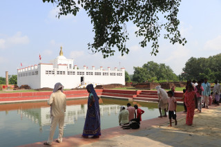 ‘बिदामा घुमौं बुद्ध जन्मस्थल लुम्बिनी’