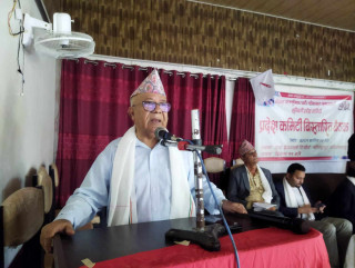 माधव नेपालको चेतावनी-पार्टी विभाजन गर्ने अध्यादेश ल्याए राम्रो हुँदैन