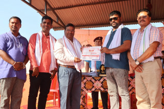 सामुदायिक धर्मशाला संरक्षण समिति मेउडिहवाद्वारा रक्तदान