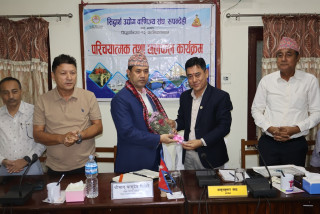 अवैध कारोबारले वैध रुपमा व्यवसाय गर्नेहरु मर्कामा परेको व्यवसायीको गुनासो