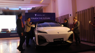 बुटवलमा दिपल इभी गाडी सार्वजनिक