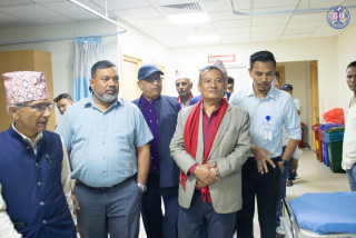 निजी स्वास्थ्य संस्थालाई पनि बीमामा जोड्न पूर्वमन्त्री पुनको आग्रह