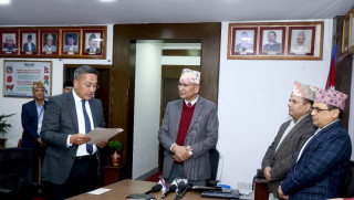 पूँजी बजारको व्यवस्थित विकासमा महत्वपूर्ण काम हुने अर्थमन्त्री पौडेलको विश्वास