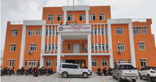 सियारीमा पाँचौँ राष्ट्रपति रनिङ्ग शिल्ड हुँदै