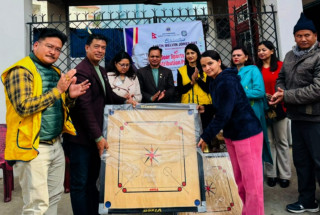 लायन्स लुम्बिनी क्रियटिभ लेडीद्वारा खेलकुद सामग्री वितरण