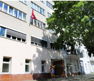 प्रलोभनमा नपरी जहाँका लागि श्रमस्वीकृति लिएको हो, सोही मुलुकमा रहन आग्रह