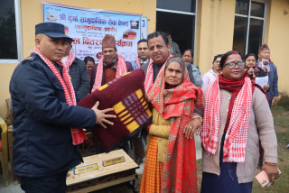 दुर्गा सामुदायिकद्वारा कम्बल वितरण