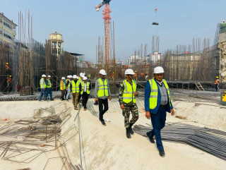 लुम्बिनी प्रादेशिक अस्पताल निर्माणको प्रगतिबारे मुख्यमन्त्री आचार्यको चासो