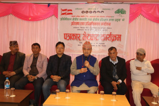 संविधान संशोधनका लागि एक महिनाभित्रै कांग्रेस–एमालेको संयन्त्र बन्छ : उपसभापति खड्का