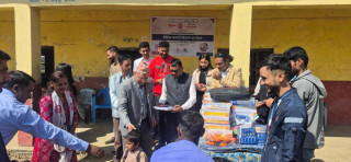 रोट्रयाक्ट सेन्ट्रल सियारीद्वारा शैक्षिक सामग्री वितरण