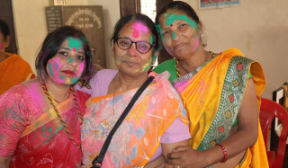 तराई–मधेशमा हर्षोल्लासका साथ आज होली मनाइँदै