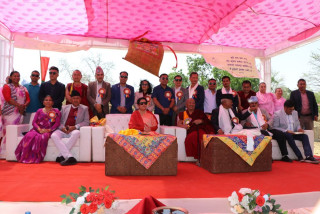 पूर्वराष्ट्रपति भण्डारीद्वारा थुक्छे छोइलिङ्ग गुम्बाको शिलान्यास