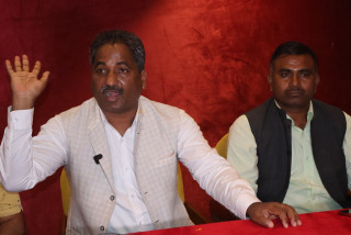 प्रभु साहको प्रश्न : एअरपोर्ट चलाउन नसक्ने प्रधानमन्त्रीले देश कसरी चलाउनुहुन्छ ?