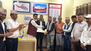 रक्त संकलन केन्द्र स्थापनाका लागि लुम्बिनी अस्पताल र रुपन्देही व्यापार संघबीच सम्झौता