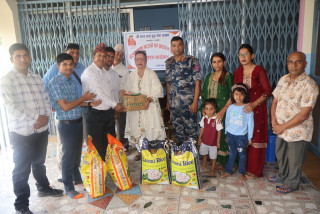 पन्थी सेवा समाज रुपन्देहीद्वारा वृद्धाश्रमलाई खाद्यान्न सामग्री हस्तान्तरण