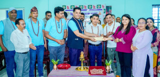 सिद्धार्थ उवासंघद्वारा मानवसेवा आश्रमलाई नगद सहयोग हस्तान्तरण