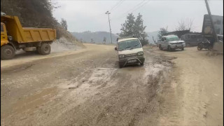 अन्योलमा धुलिखेल–खावा सडकः ठेक्का रद्धपछि पनि पुनर्निर्माण प्रक्रिया अघि बढ्न सकेन