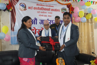 ओमसतियाले ल्यायो ४९ करोड २५ लाखको बजेट