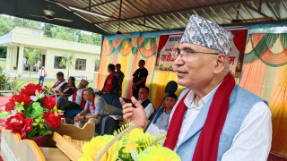 विकास निर्माण कार्यमा दलीय राजनीतिभन्दा माथि उठेर काम गर्न अर्थमन्त्रीको आग्रह