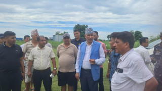 अर्थमन्त्री पौडेल विकास आयोजनाको स्थलगत निरीक्षणमा व्यस्त