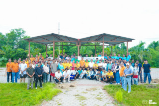 दरखसवा पार्कमा वृक्षारोपण