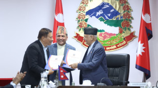 प्रधानमन्त्री र मन्त्रीहरुबीच कार्यसम्पादन सम्झौता