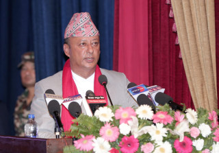 उद्योगीहरुको विद्युत नकाटी वक्यौताहरु असुल्नुपर्छ : मन्त्री खड्का