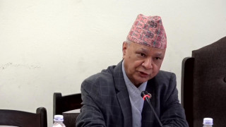 निजी विद्यालयको ‘घाँटी अँठ्याउने’ खालको कानून बनाउन हुँदैन : मन्त्री पन्त