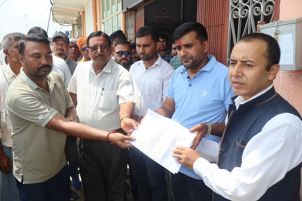 विराट सहकारी खारेज गर्नुपर्ने माग गर्दै रोहिणी गाउँपालिकालाई ज्ञापनपत्र