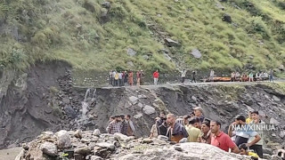 भारत नियन्त्रित कश्मीरमा पहिरो जाँदा ११ जनाको मृत्यु