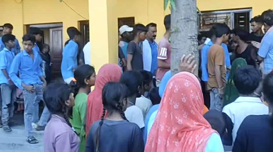 छेपारो परेको खाजा खाएपछि ७० भन्दा बढी बालबालिका अस्पताल भर्ना