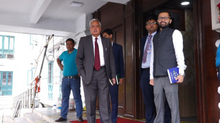 उर्जामन्त्रीसँग भारतीय राजदुत श्रीवास्तवको भेटवार्ता