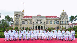 थाइल्याण्डको नयाँ सरकारद्वारा शपथ ग्रहण