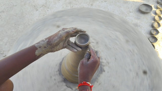 दैनिकी गुजार्न नसकेपछि माटोको विकल्प खोज्दै कुम्हाल समुदाय